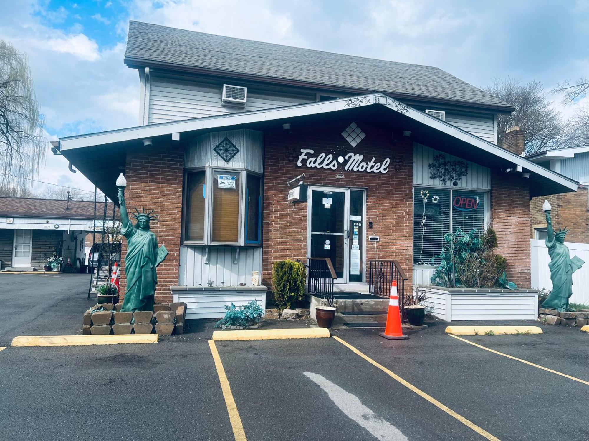 Falls Motel Niagara Falls Zewnętrze zdjęcie